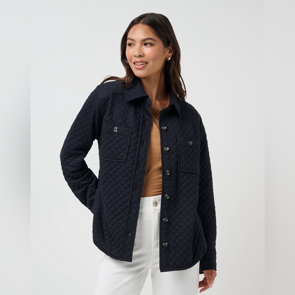 Travis Mathew Jackets & Blazers - NWT Travis Mathew Diamond Quilted Shacket Black Sz XS